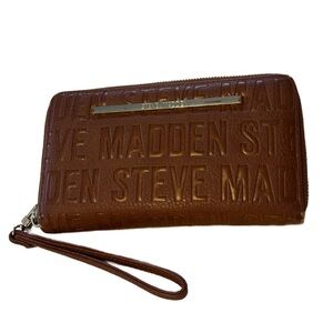 SUPER CUTE STEVE MADDEN WOMEN'S ZIP AROUND TRI FOLD WALLET‎ WRISTLET COGNAC